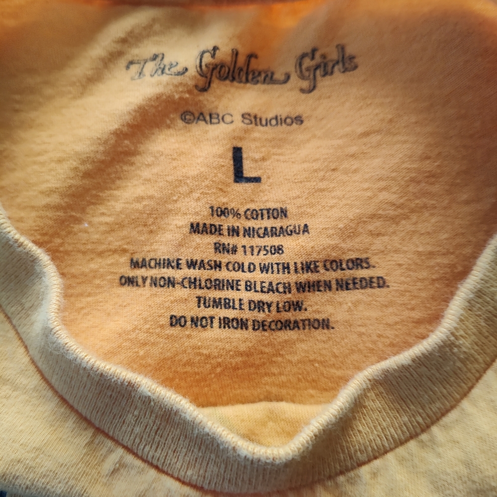 THE GOLDEN GIRLS "ABC STUDIOS" Ladies Pullover T-Shirt. Size Large. Short Sleeve - Picture 3 of 6